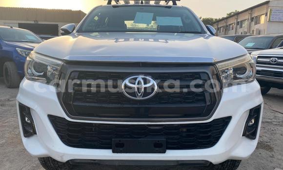 Nunua Ilio tumika Toyota Hilux Nyeupe Gari ndani ya Beitbridge nchini Matabeleland Kusini Nunua Ilio tumika Toyota Hilux Nyeupe Gari ndani ya Beitbridge nchini Matabeleland Kusini