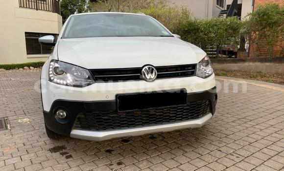 Acheter Occasion Voiture Volkswagen Polo Blanc à Harare, Harare Acheter Occasion Voiture Volkswagen Polo Blanc à Harare, Harare