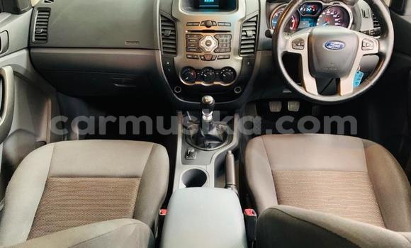 Acheter Occasion Voiture Ford Ranger Blanc à Beitbridge, Matabeleland South Acheter Occasion Voiture Ford Ranger Blanc à Beitbridge, Matabeleland South