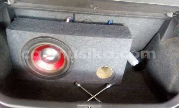 Nunua Ilio tumika Volkswagen Polo Nyekundu Gari ndani ya Beitbridge nchini Matabeleland Kusini Nunua Ilio tumika Volkswagen Polo Nyekundu Gari ndani ya Beitbridge nchini Matabeleland Kusini