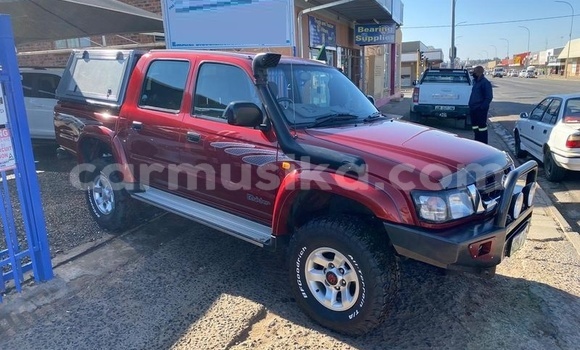 Buy Used Toyota Hilux Red Car in Beitbridge in Matabeleland South Buy Used Toyota Hilux Red Car in Beitbridge in Matabeleland South
