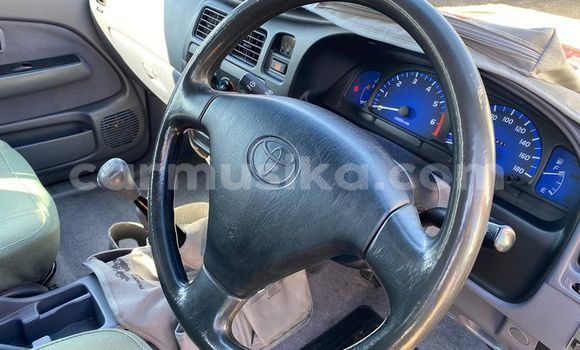 Buy Used Toyota Hilux Red Car in Beitbridge in Matabeleland South Buy Used Toyota Hilux Red Car in Beitbridge in Matabeleland South