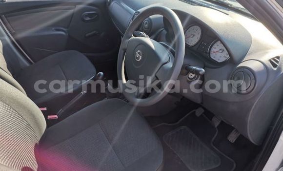 Buy Used Nissan NP 300 White Car in Beitbridge in Matabeleland South Buy Used Nissan NP 300 White Car in Beitbridge in Matabeleland South