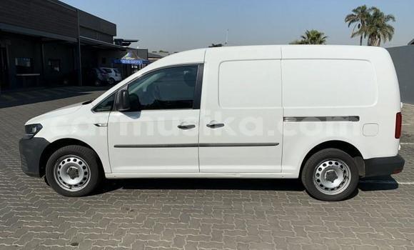Acheter Occasion Voiture Volkswagen Caddy Blanc à Beitbridge, Matabeleland South Acheter Occasion Voiture Volkswagen Caddy Blanc à Beitbridge, Matabeleland South