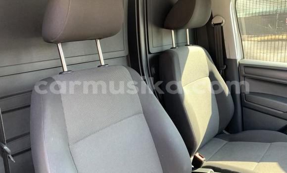 Acheter Occasion Voiture Volkswagen Caddy Blanc à Beitbridge, Matabeleland South Acheter Occasion Voiture Volkswagen Caddy Blanc à Beitbridge, Matabeleland South