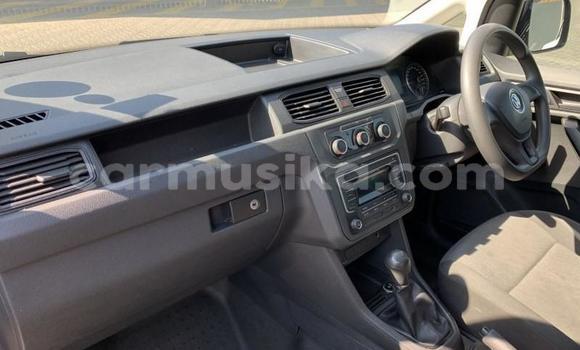 Acheter Occasion Voiture Volkswagen Caddy Blanc à Beitbridge, Matabeleland South Acheter Occasion Voiture Volkswagen Caddy Blanc à Beitbridge, Matabeleland South