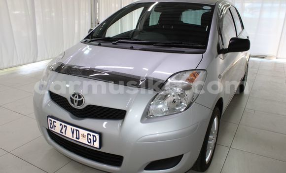 Nunua Ilio tumika Toyota Yaris Fedha Gari ndani ya Beitbridge nchini Matabeleland Kusini