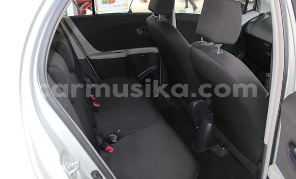 Acheter Occasion Voiture Toyota Yaris Gris à Beitbridge, Matabeleland South Acheter Occasion Voiture Toyota Yaris Gris à Beitbridge, Matabeleland South