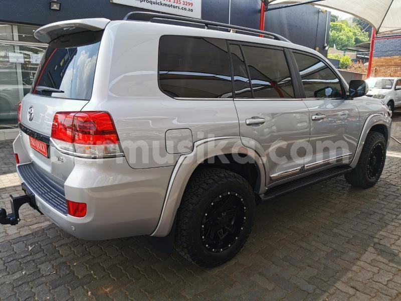 Big with watermark toyota land cruiser prado matabeleland south beitbridge 17581