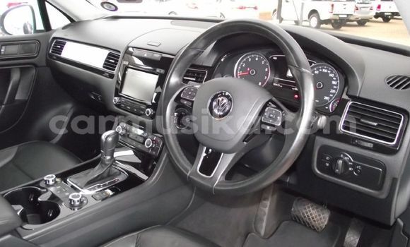 Buy Used Volkswagen Touareg White Car in Harare in Harare Buy Used Volkswagen Touareg White Car in Harare in Harare
