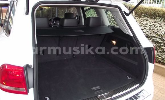 Buy Used Volkswagen Touareg White Car in Harare in Harare Buy Used Volkswagen Touareg White Car in Harare in Harare