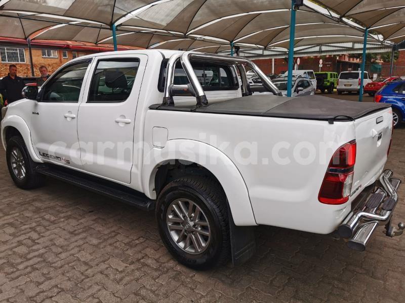 Big with watermark toyota hilux matabeleland south beitbridge 17586