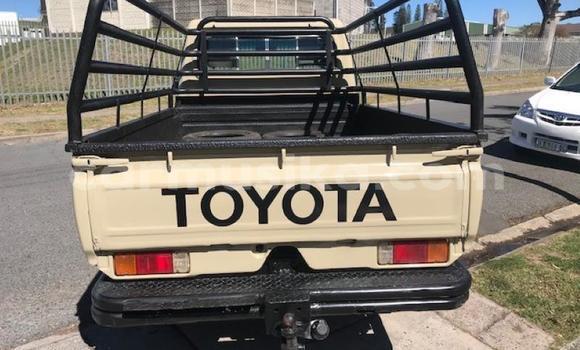 Nunua Ilio tumika Toyota Land Cruiser Nyingine Gari ndani ya Beitbridge nchini Matabeleland Kusini Nunua Ilio tumika Toyota Land Cruiser Nyingine Gari ndani ya Beitbridge nchini Matabeleland Kusini