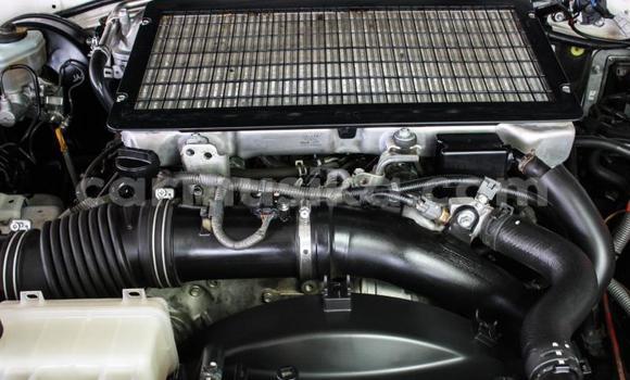 Acheter Occasion Voiture Toyota Land Cruiser Blanc à Beitbridge, Matabeleland South Acheter Occasion Voiture Toyota Land Cruiser Blanc à Beitbridge, Matabeleland South