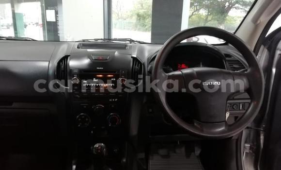 Tenga Tsaru Isuzu KB Sirivha Mota in Beitbridge in Matabeleland South Tenga Tsaru Isuzu KB Sirivha Mota in Beitbridge in Matabeleland South