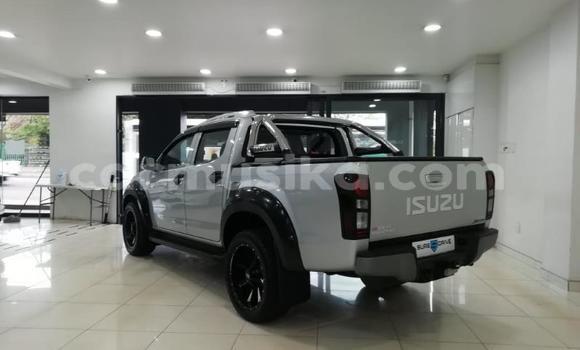 Tenga Tsaru Isuzu KB Sirivha Mota in Beitbridge in Matabeleland South Tenga Tsaru Isuzu KB Sirivha Mota in Beitbridge in Matabeleland South