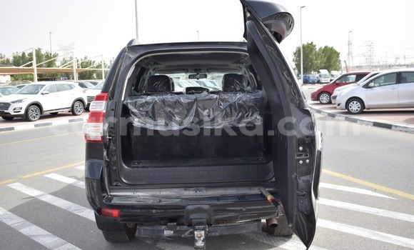 Nunua Ilio tumika Toyota Prado Nyeusi Gari ndani ya Beitbridge nchini Matabeleland Kusini Nunua Ilio tumika Toyota Prado Nyeusi Gari ndani ya Beitbridge nchini Matabeleland Kusini