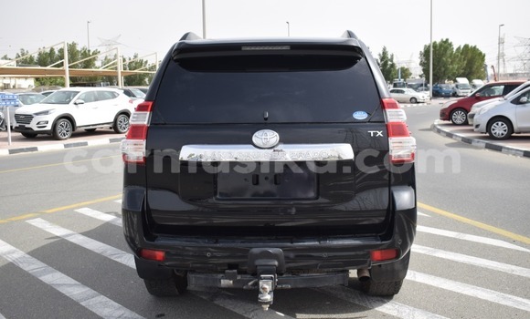 Nunua Ilio tumika Toyota Prado Nyeusi Gari ndani ya Beitbridge nchini Matabeleland Kusini Nunua Ilio tumika Toyota Prado Nyeusi Gari ndani ya Beitbridge nchini Matabeleland Kusini