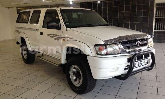 Acheter Occasion Voiture Toyota Hilux Blanc à Beitbridge, Matabeleland South Acheter Occasion Voiture Toyota Hilux Blanc à Beitbridge, Matabeleland South