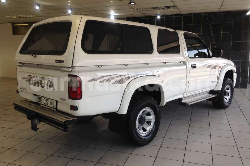 Big with watermark toyota hilux matabeleland south beitbridge 17600