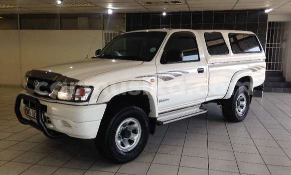 Acheter Occasion Voiture Toyota Hilux Blanc à Beitbridge, Matabeleland South Acheter Occasion Voiture Toyota Hilux Blanc à Beitbridge, Matabeleland South