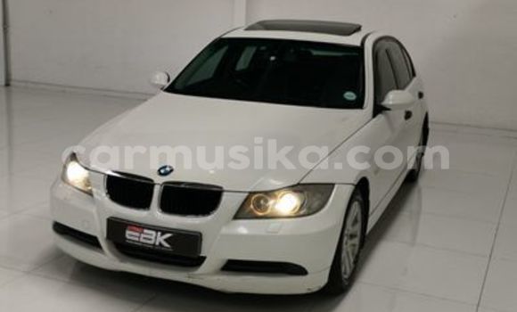 Nunua Ilio tumika BMW 3–Series Nyeupe Gari ndani ya Beitbridge nchini Matabeleland Kusini Nunua Ilio tumika BMW 3–Series Nyeupe Gari ndani ya Beitbridge nchini Matabeleland Kusini