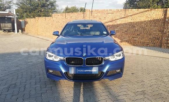 Nunua Ilio tumika BMW 3–Series Bluu Gari ndani ya Beitbridge nchini Matabeleland Kusini Nunua Ilio tumika BMW 3–Series Bluu Gari ndani ya Beitbridge nchini Matabeleland Kusini