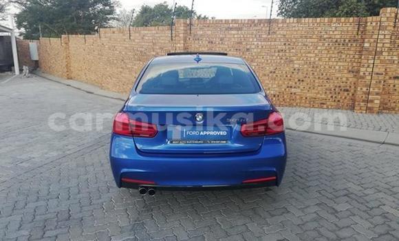 Nunua Ilio tumika BMW 3–Series Bluu Gari ndani ya Beitbridge nchini Matabeleland Kusini Nunua Ilio tumika BMW 3–Series Bluu Gari ndani ya Beitbridge nchini Matabeleland Kusini