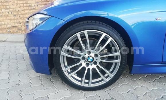 Nunua Ilio tumika BMW 3–Series Bluu Gari ndani ya Beitbridge nchini Matabeleland Kusini Nunua Ilio tumika BMW 3–Series Bluu Gari ndani ya Beitbridge nchini Matabeleland Kusini