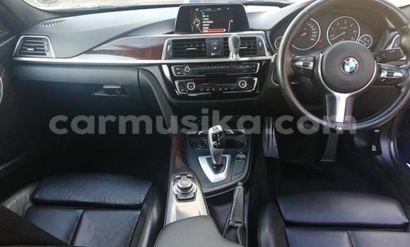 Nunua Ilio tumika BMW 3–Series Bluu Gari ndani ya Beitbridge nchini Matabeleland Kusini Nunua Ilio tumika BMW 3–Series Bluu Gari ndani ya Beitbridge nchini Matabeleland Kusini