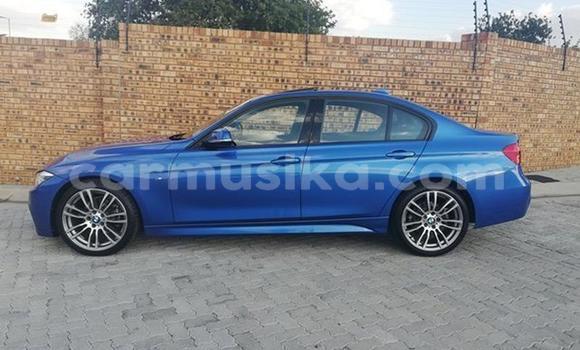 Nunua Ilio tumika BMW 3–Series Bluu Gari ndani ya Beitbridge nchini Matabeleland Kusini Nunua Ilio tumika BMW 3–Series Bluu Gari ndani ya Beitbridge nchini Matabeleland Kusini