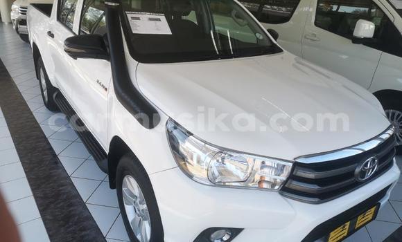 Buy Used Toyota Hilux White Car in Harare in Harare
