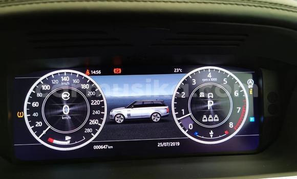 Tenga Tsaru Land Rover Range Rover Tsvuku Mota in Beitbridge in Matabeleland South Tenga Tsaru Land Rover Range Rover Tsvuku Mota in Beitbridge in Matabeleland South