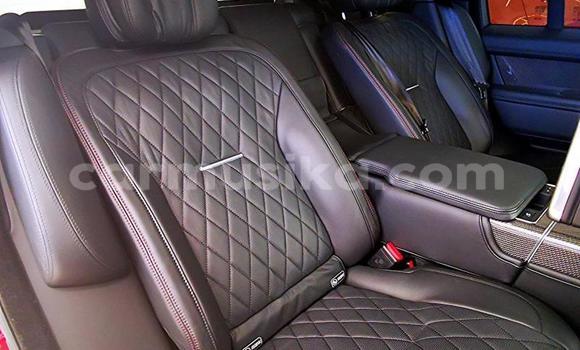 Tenga Tsaru Land Rover Range Rover Tsvuku Mota in Beitbridge in Matabeleland South Tenga Tsaru Land Rover Range Rover Tsvuku Mota in Beitbridge in Matabeleland South