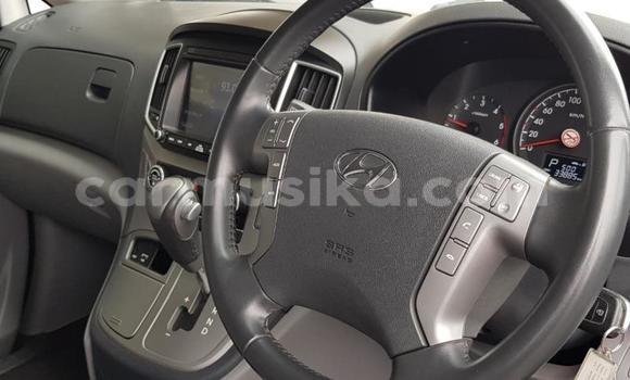 Tenga Tsaru Hyundai H1 Sirivha Mota in Harare in Harare Tenga Tsaru Hyundai H1 Sirivha Mota in Harare in Harare