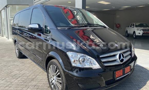 Nunua Ilio tumika Mercedes‒Benz Viano Nyeusi Gari ndani ya Beitbridge nchini Matabeleland Kusini