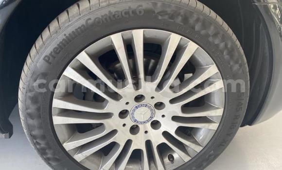 Acheter Occasion Voiture Mercedes‒Benz Viano Noir à Beitbridge, Matabeleland South Acheter Occasion Voiture Mercedes‒Benz Viano Noir à Beitbridge, Matabeleland South