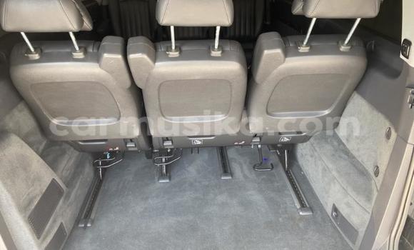 Acheter Occasion Voiture Mercedes‒Benz Viano Noir à Beitbridge, Matabeleland South Acheter Occasion Voiture Mercedes‒Benz Viano Noir à Beitbridge, Matabeleland South