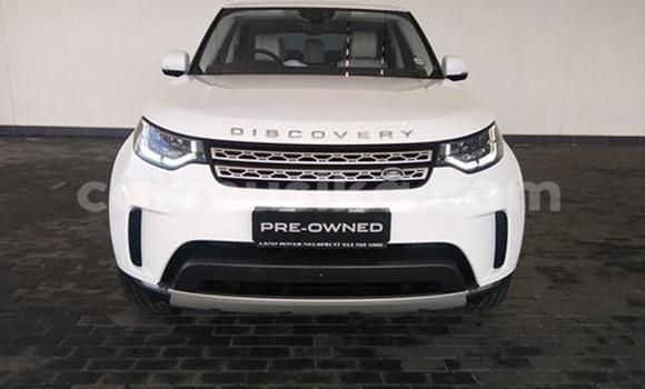 Buy Used Land Rover Discovery White Car in Harare in Harare