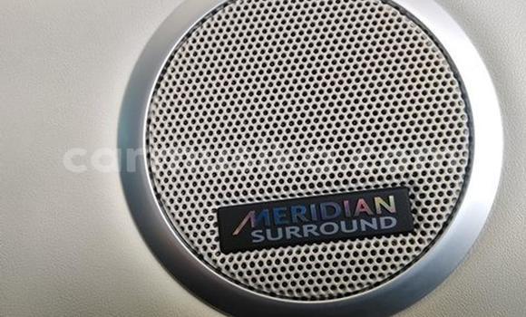 Tenga Tsaru Land Rover Discovery Chena Mota in Harare in Harare Tenga Tsaru Land Rover Discovery Chena Mota in Harare in Harare