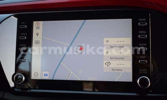 Tenga Tsaru Toyota Hilux Tsvuku Mota in Harare in Harare Tenga Tsaru Toyota Hilux Tsvuku Mota in Harare in Harare