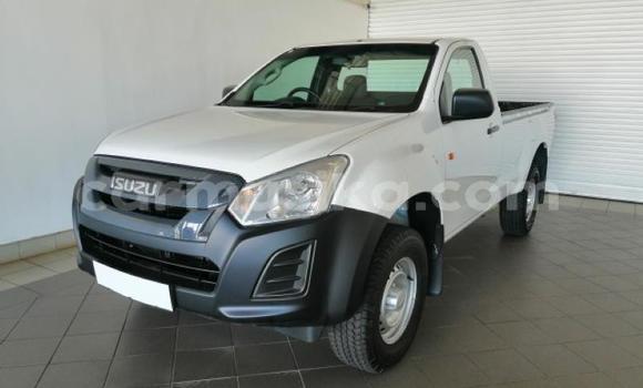 Acheter Occasion Voiture Isuzu D–MAX Blanc à Harare, Harare