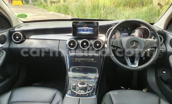 Tenga Tsaru Mercedes‒Benz C–Class Bhuruu Mota in Harare in Harare Tenga Tsaru Mercedes‒Benz C–Class Bhuruu Mota in Harare in Harare