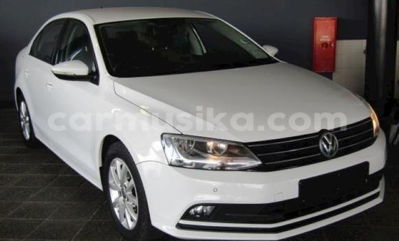Buy Used Volkswagen Jetta White Car in Harare in Harare Buy Used Volkswagen Jetta White Car in Harare in Harare