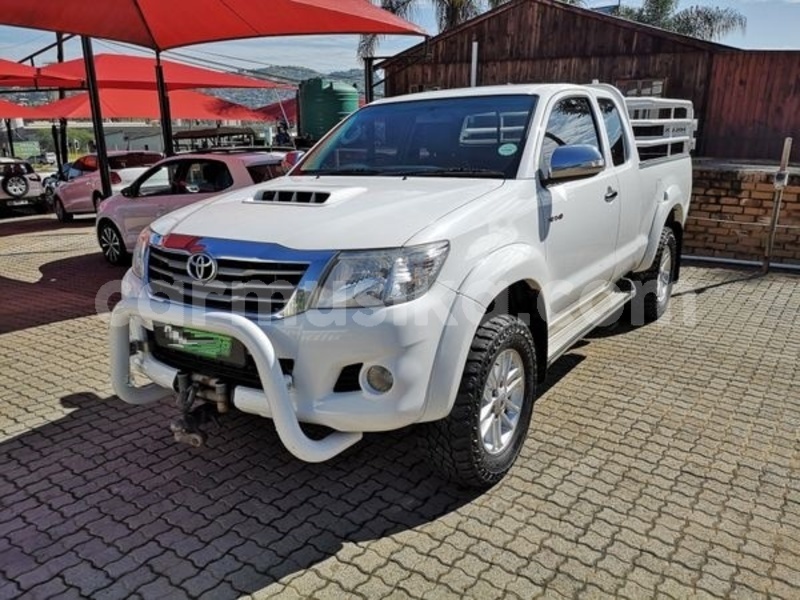 Big with watermark toyota hilux matabeleland south beitbridge 17659