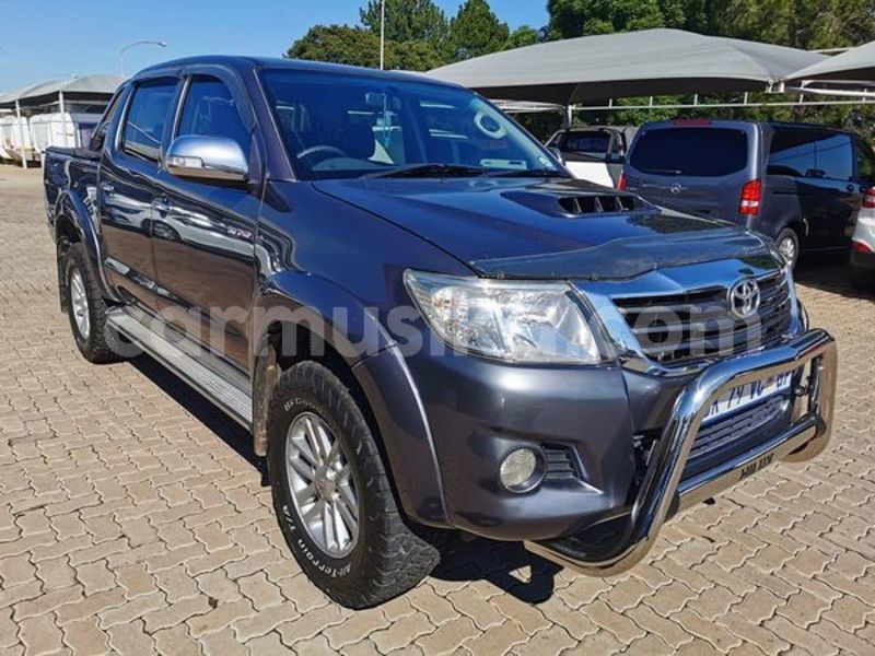 Big with watermark toyota hilux matabeleland south beitbridge 17660