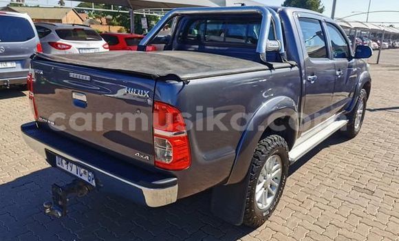 Buy Used Toyota Hilux Silver Car in Beitbridge in Matabeleland South Buy Used Toyota Hilux Silver Car in Beitbridge in Matabeleland South