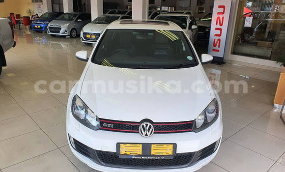 Buy Used Volkswagen Golf GTI White Car in Beitbridge in Matabeleland South