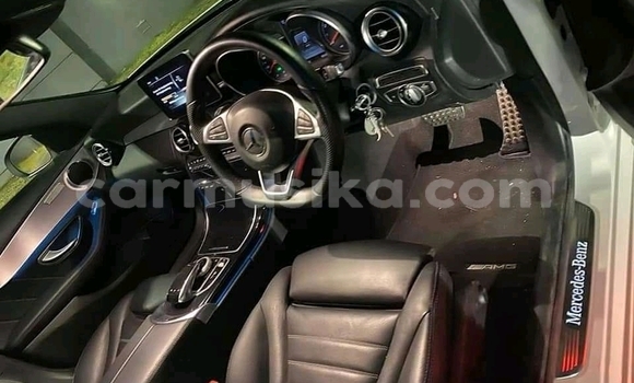 Tenga Tsaru Mercedes‒Benz C–Class Chena Mota in Beitbridge in Matabeleland South Tenga Tsaru Mercedes‒Benz C–Class Chena Mota in Beitbridge in Matabeleland South