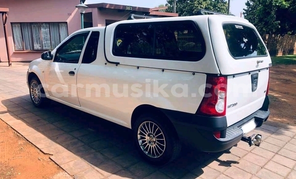 Tenga Tsaru Nissan NV200 Chena Mota in Beitbridge in Matabeleland South Tenga Tsaru Nissan NV200 Chena Mota in Beitbridge in Matabeleland South